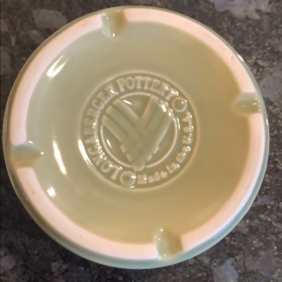 Longaberger Pottery sage green crock and lid set - Picture 6 of 8